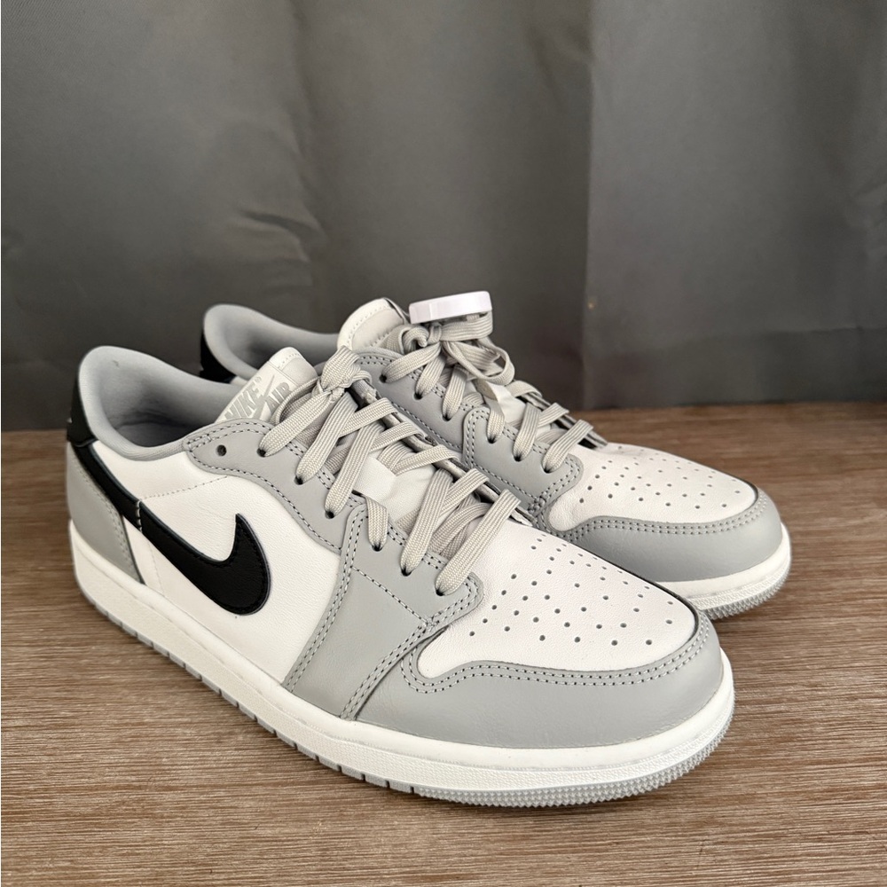 NIKE JORDAN 1 RETRO LOW OG 'BARONS' - 9US